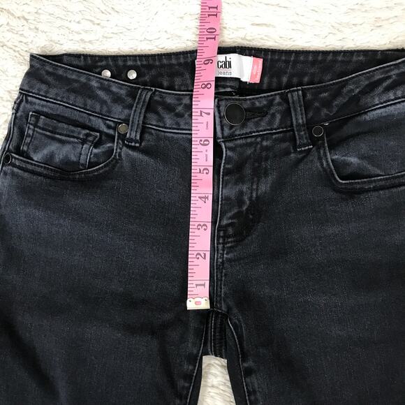 CAbi Slim Boyfriend Leg Distressed Black Jeans Style #3387 Women's 2 Capsule - Picture 9 of 10